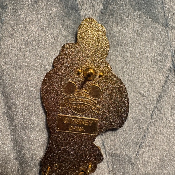 Disney Captain Jack Sparrow Heart Pin - Red, Black, Gold - Picture 3 of 5